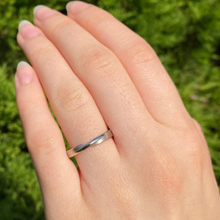 18ct White Gold 3mm Spun Silk Ribbon Twist Wedding Ring