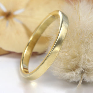 2mm x 1.5mm Flat 18ct Gold Wedding Ring