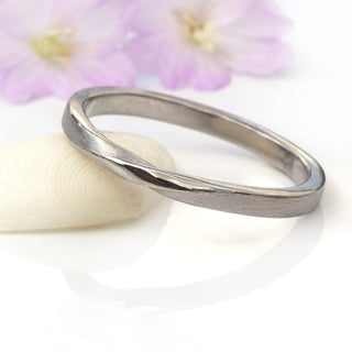 ribbon twist ring