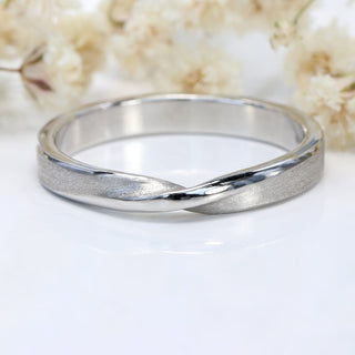 950 Platinum 3mm Spun Silk Ribbon Twist Wedding Ring (Size N, Resize G-N 1/2)