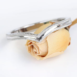 950 Platinum Milgrain Engraved Wishbone Wedding Ring