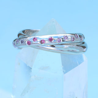 Ombre sapphire rolling ring