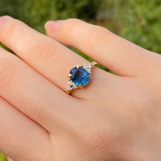 Custom Oval Sapphire and Diamond Cluster Ring, 18ct Gold