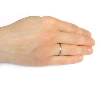 2mm court ring white gold