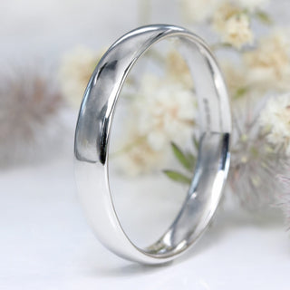 Platinum Polished 4mm Comfort Fit (Court) Wedding Ring