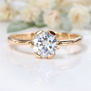 Custom 18ct Rose Gold Moissanite Flower Solitaire Engagement Ring