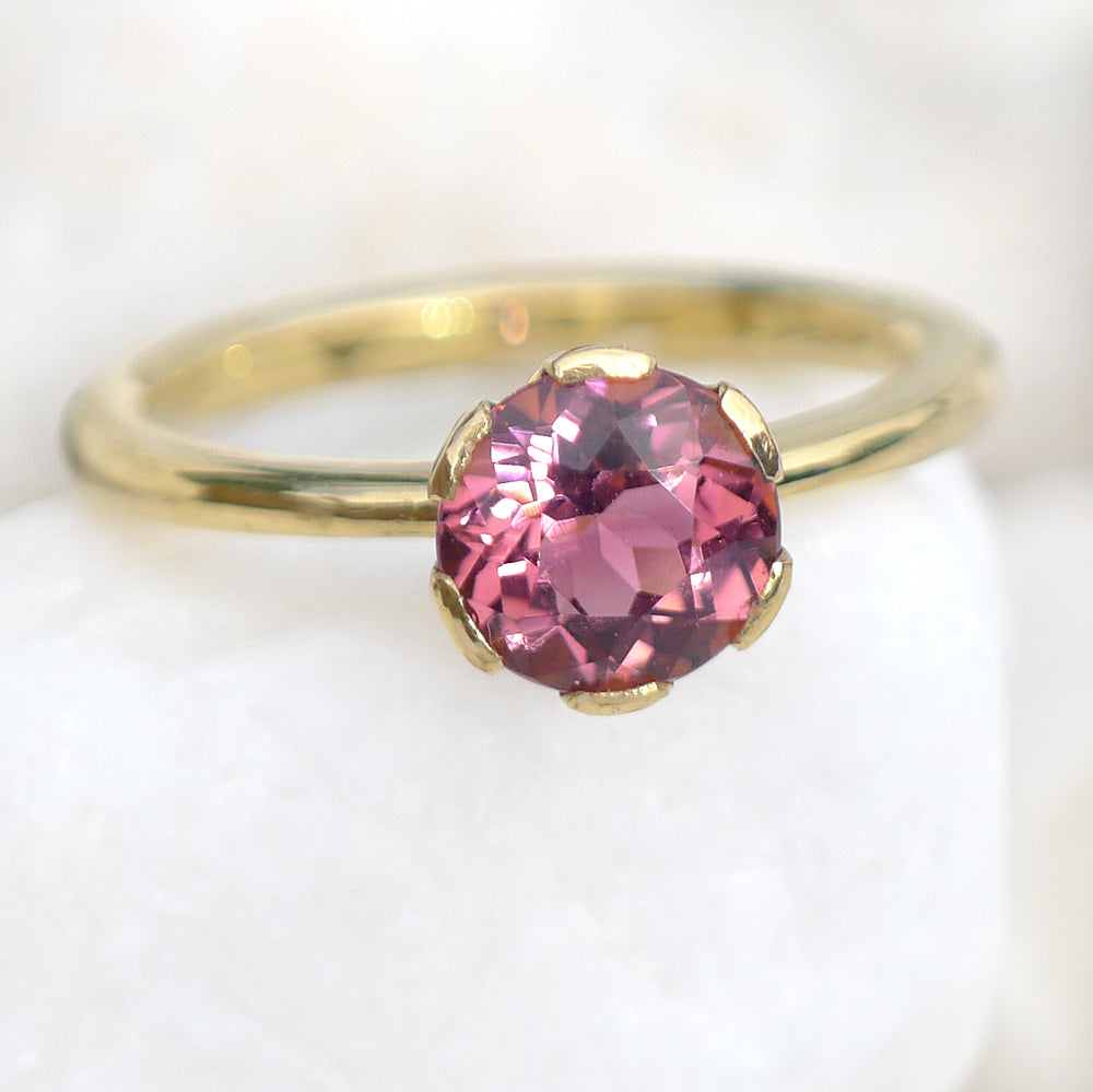 Pink Tourmaline Ring in 18ct Gold