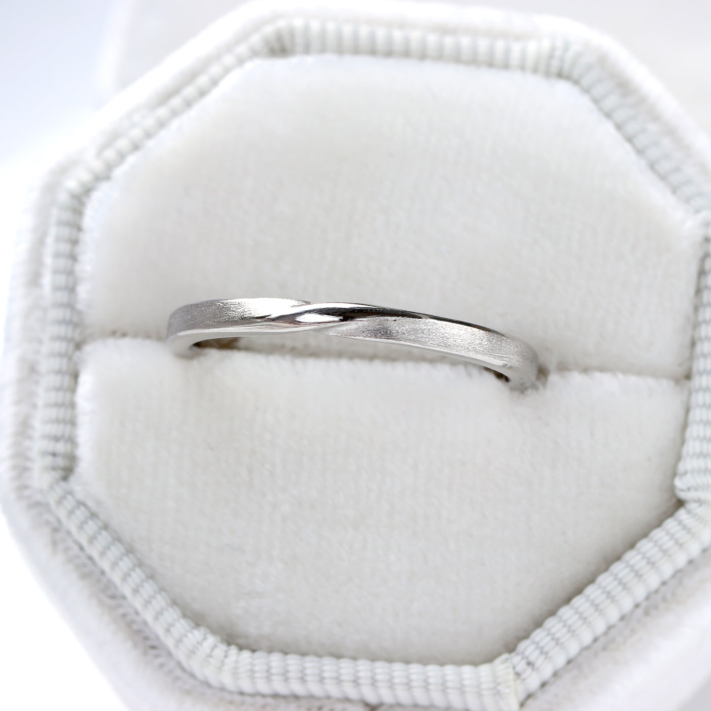 Platinum Ribbon Twist Wedding Ring (Size M 1/2, Resize G-N)