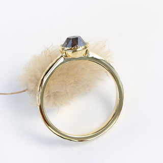 Side view of Salt and Pepper diamond handmade ring with seed head