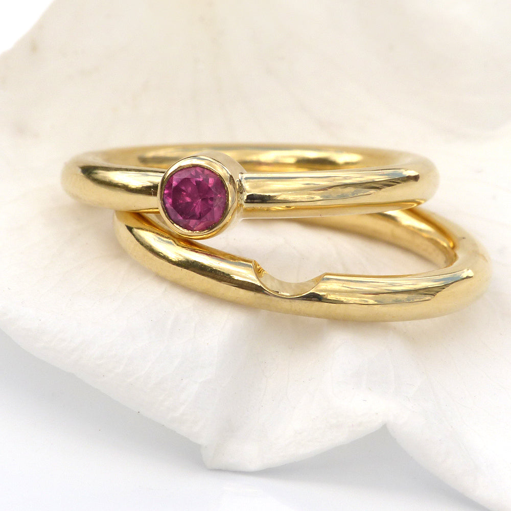 Ruby Engagement Ring Set in 18ct Gold