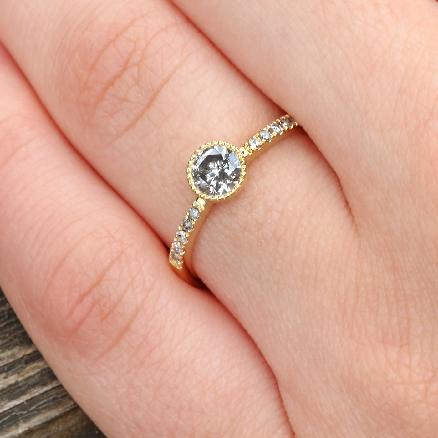 18ct Gold Salt & Pepper Milgrain Solitaire Diamond Engagement Ring with Pavé Band