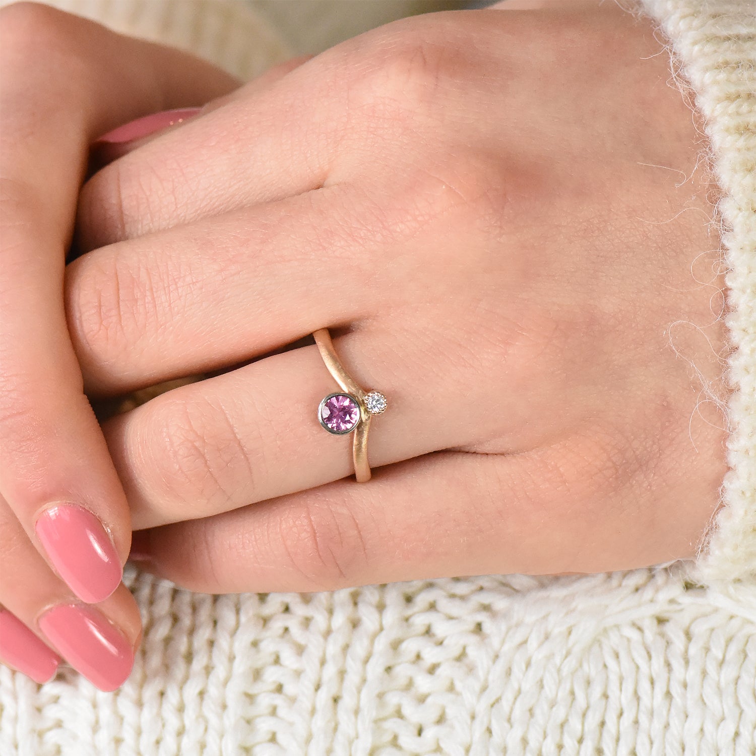 rose gold pink sapphire diamond sweetheart ring