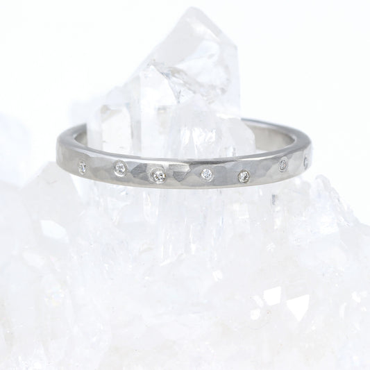 18ct White Gold Slim Hammered 7 Diamond Studded Wedding Ring