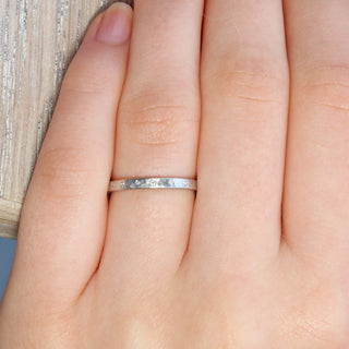 18ct White Gold Slim Hammered 7 Diamond Studded Wedding Ring