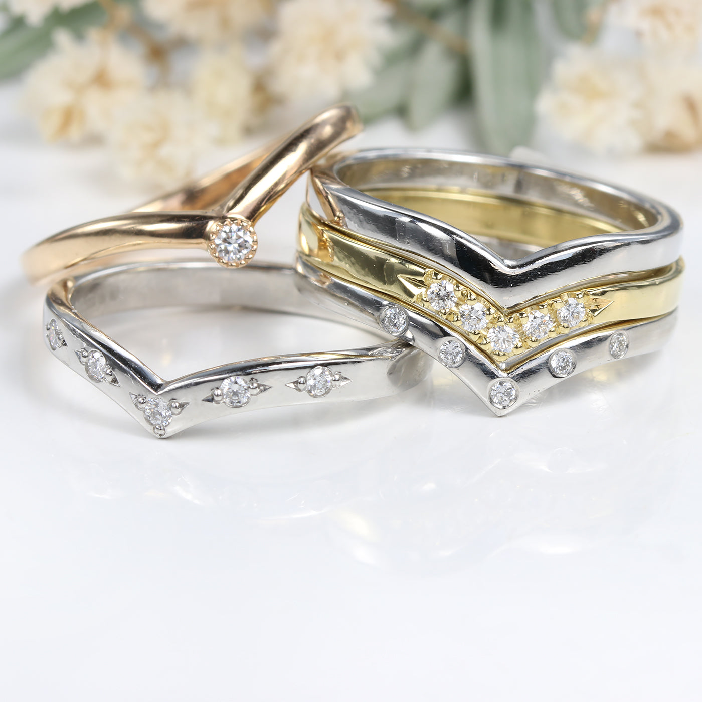 18ct Gold Pavé Diamond Wishbone Wedding or Eternity Ring - Size M