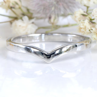 950 Platinum Plain Wishbone Wedding Ring