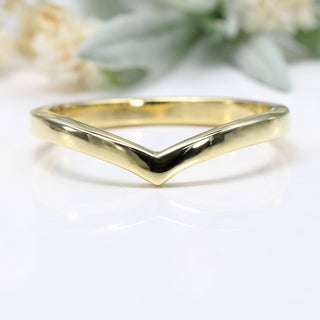 18ct Gold Plain Wishbone Wedding Ring